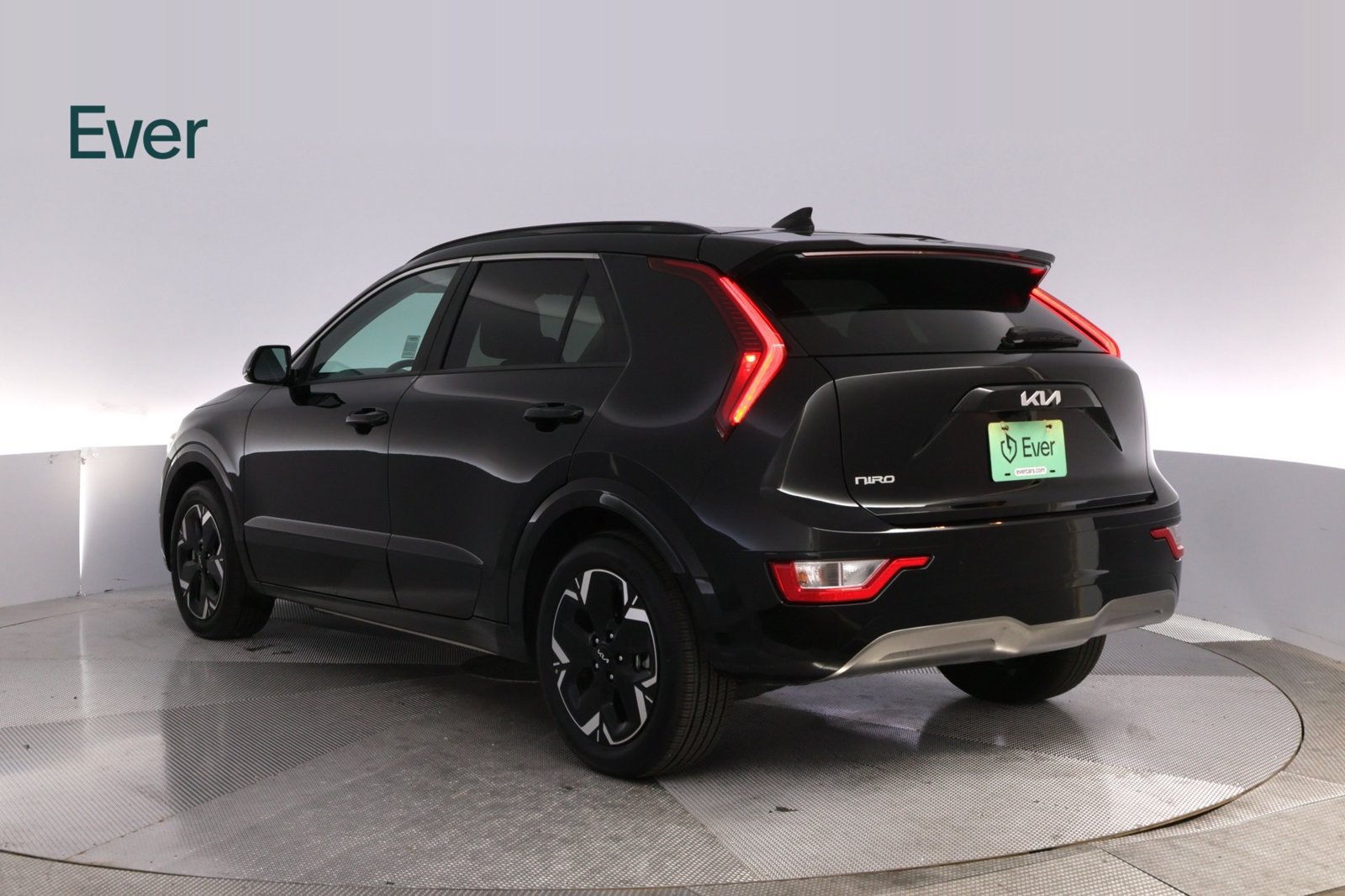 Used 2025 Kia Niro Wind FWD image 17