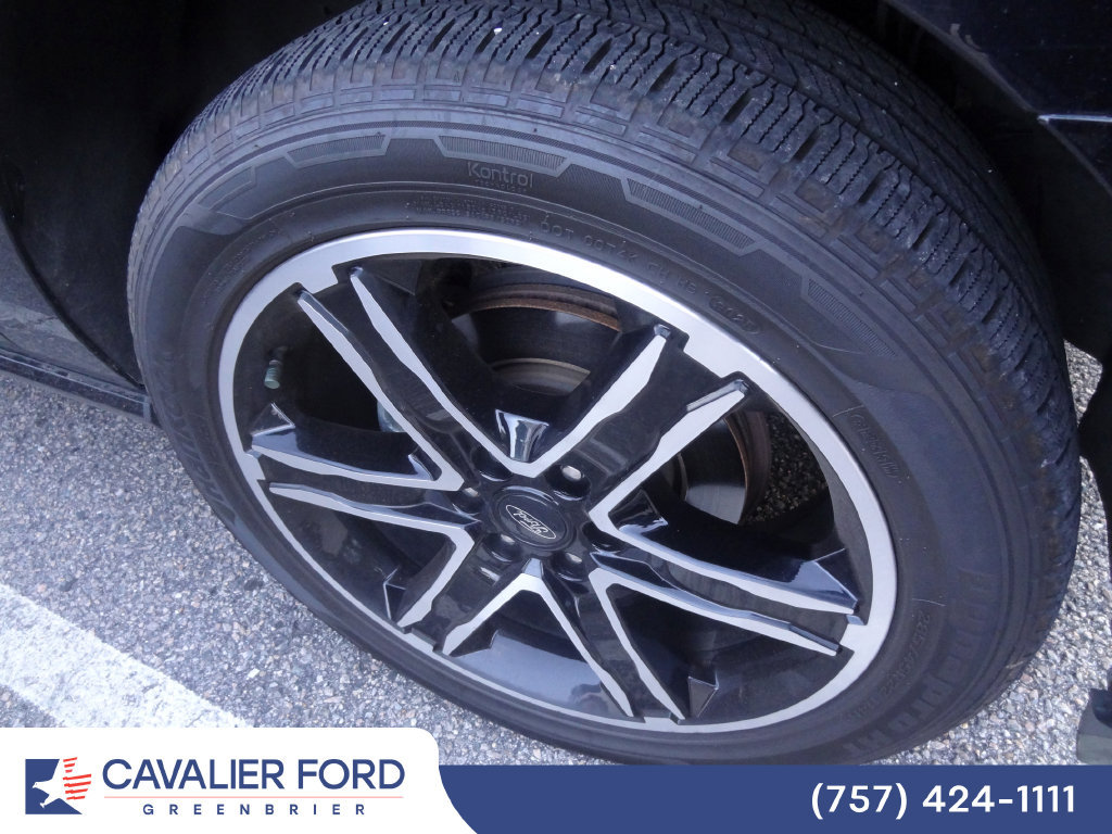 Used 2020 Ford Expedition Limited w/ Equipment Group 303A AWD/4WD image 12
