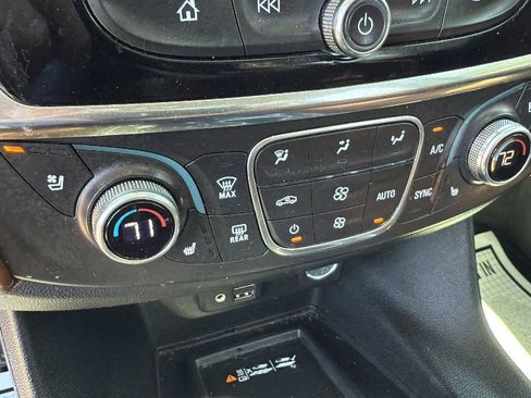 Used 2020 Chevrolet Traverse High Country image 26