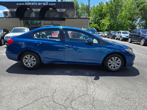 Used 2012 Honda Civic LX image 2