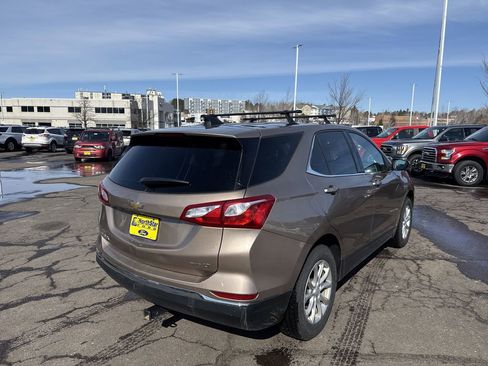 Used 2018 Chevrolet Equinox LT image 6