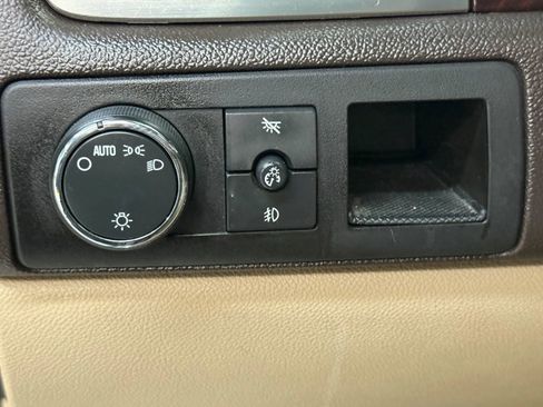 Used 2007 GMC Yukon XL Denali image 30