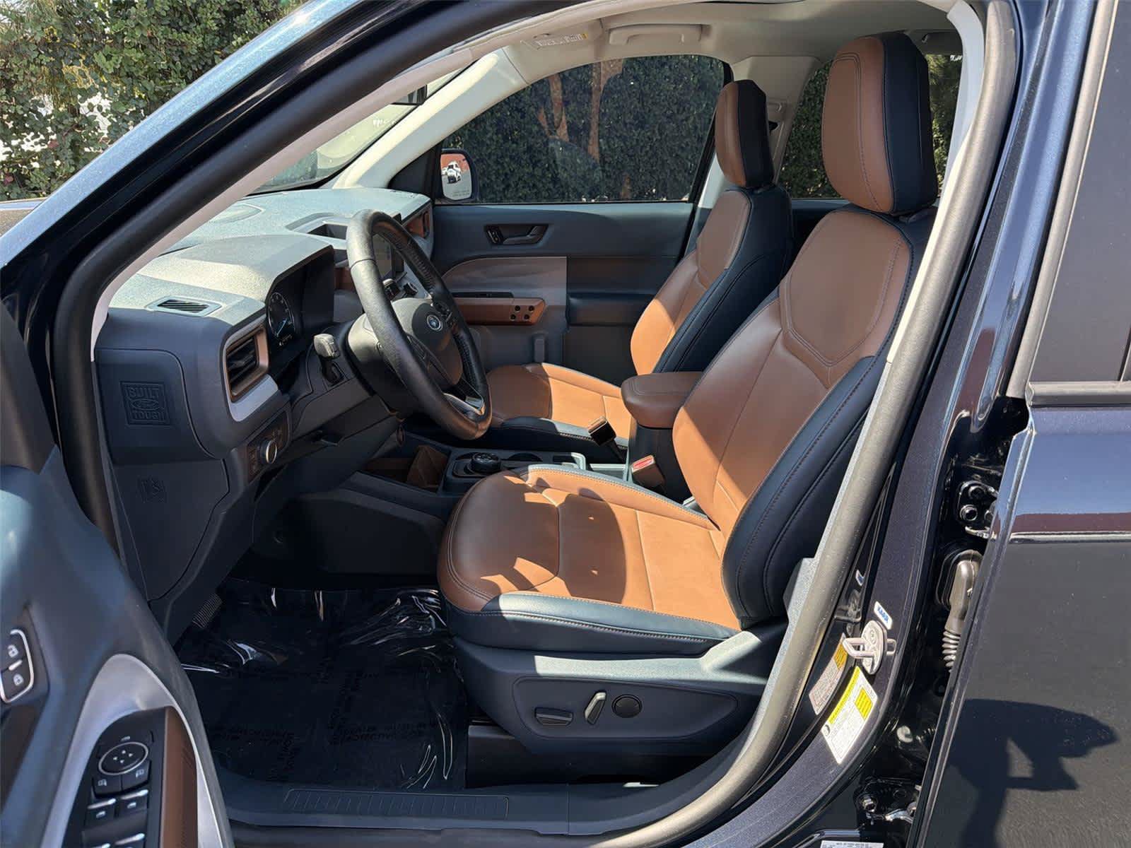 Used 2022 Ford Maverick Lariat w/ Lariat Luxury Package FWD image 12