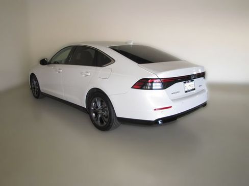 Used 2024 Honda Accord EX-L image 23