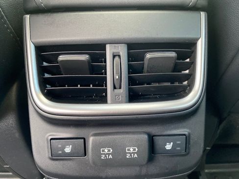 Used 2022 Subaru Outback Limited image 22