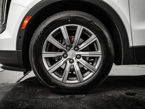 Used 2023 Cadillac XT4 Sport image 13