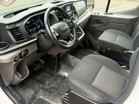 Used 2020 Ford Transit 250 Low Roof w/ Exterior Upgrade Package RWD image 12