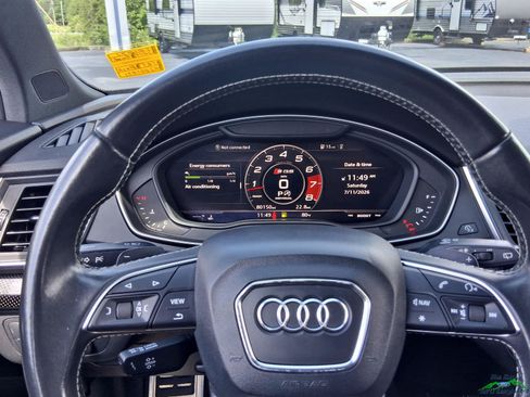 Used 2019 Audi SQ5 Premium Plus w/ Premium Plus Package AWD/4WD image 18