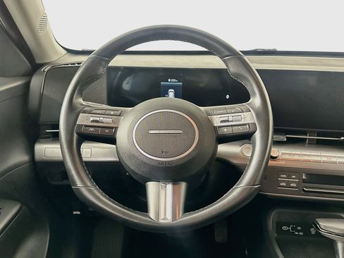 Used 2025 Hyundai Kona SEL FWD image 18