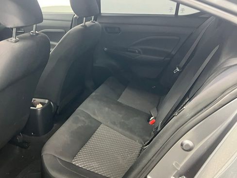 Used 2021 Nissan Versa S image 8