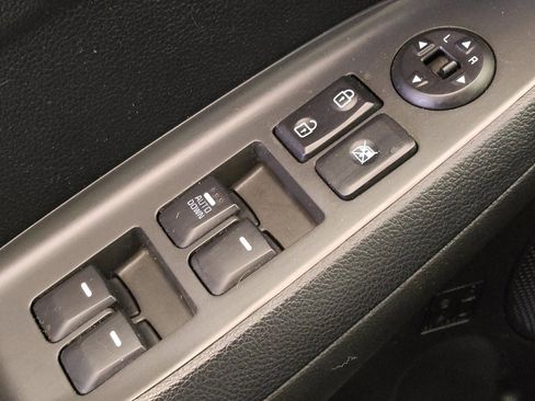 Used 2017 Kia Forte S FWD image 23