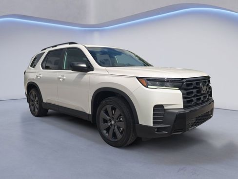 New 2026 Honda Pilot Sport image 8