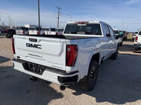 New 2026 GMC Sierra 2500 Denali Ultimate image 6