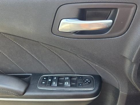 Used 2022 Dodge Charger Scat Pack RWD image 28