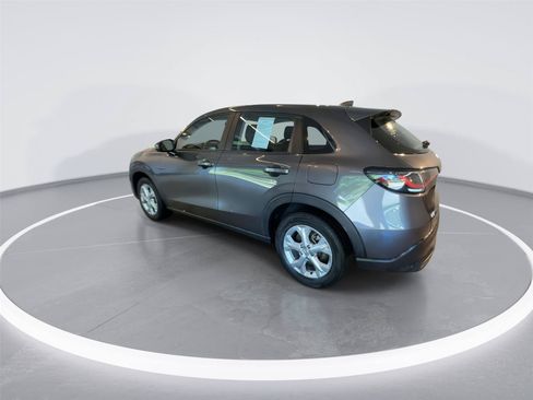 Used 2023 Honda HR-V LX image 5