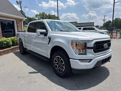 Used 2022 Ford F150 XLT w/ Equipment Group 302A High image 8