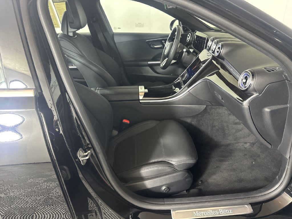 Certified 2026 Mercedes-Benz C 300 4MATIC Sedan image 14