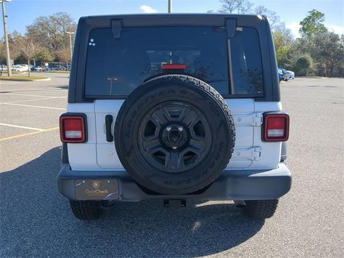 Used 2021 Jeep Wrangler Unlimited Sport image 5