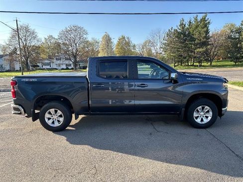 Used 2021 Chevrolet Silverado 1500 LT AWD/4WD image 6