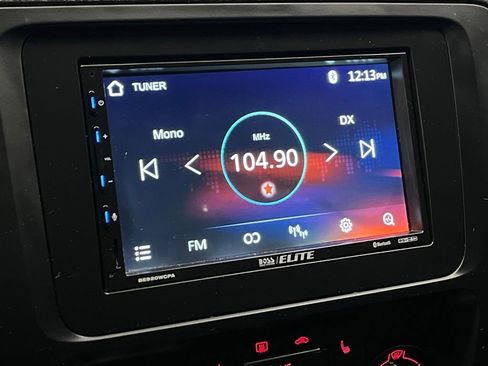 Used 2014 Volkswagen Jetta SE image 24