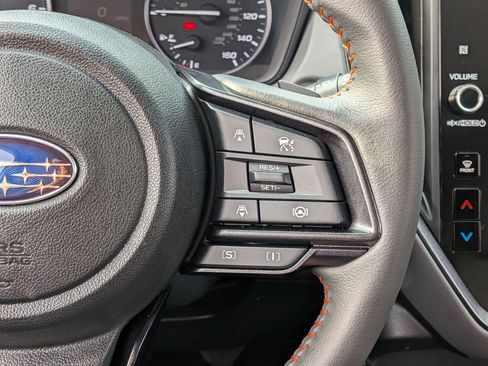 Used 2025 Subaru Crosstrek 2.5i Limited w/ Crosstrek Mirror Package image 17