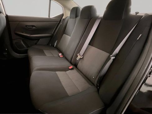 Used 2024 Nissan Sentra SV FWD image 18