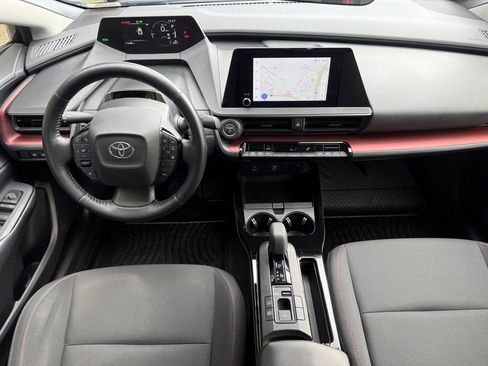 Used 2024 Toyota Prius Prime FWD image 17