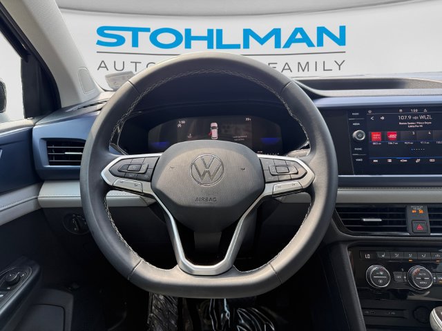 Certified 2024 Volkswagen Taos SE w/ Panoramic Sunroof Package FWD image 21