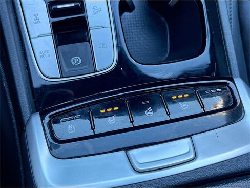 Used 2023 Hyundai Santa Cruz Limited image 21