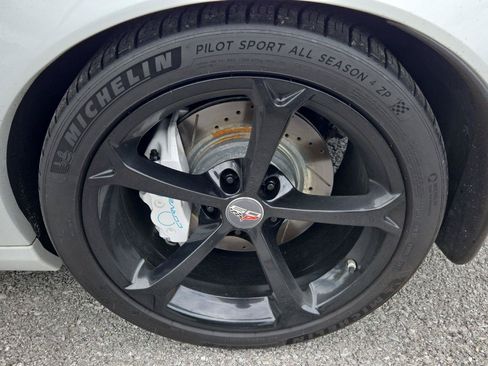 Used 2013 Chevrolet Corvette Grand Sport w/ 4LT Preferred Equipment Group RWD image 11