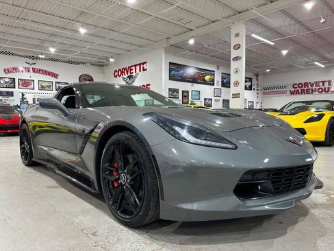 Used 2015 Chevrolet Corvette Stingray Coupe w/ ZF1 Appearance Package RWD image 5
