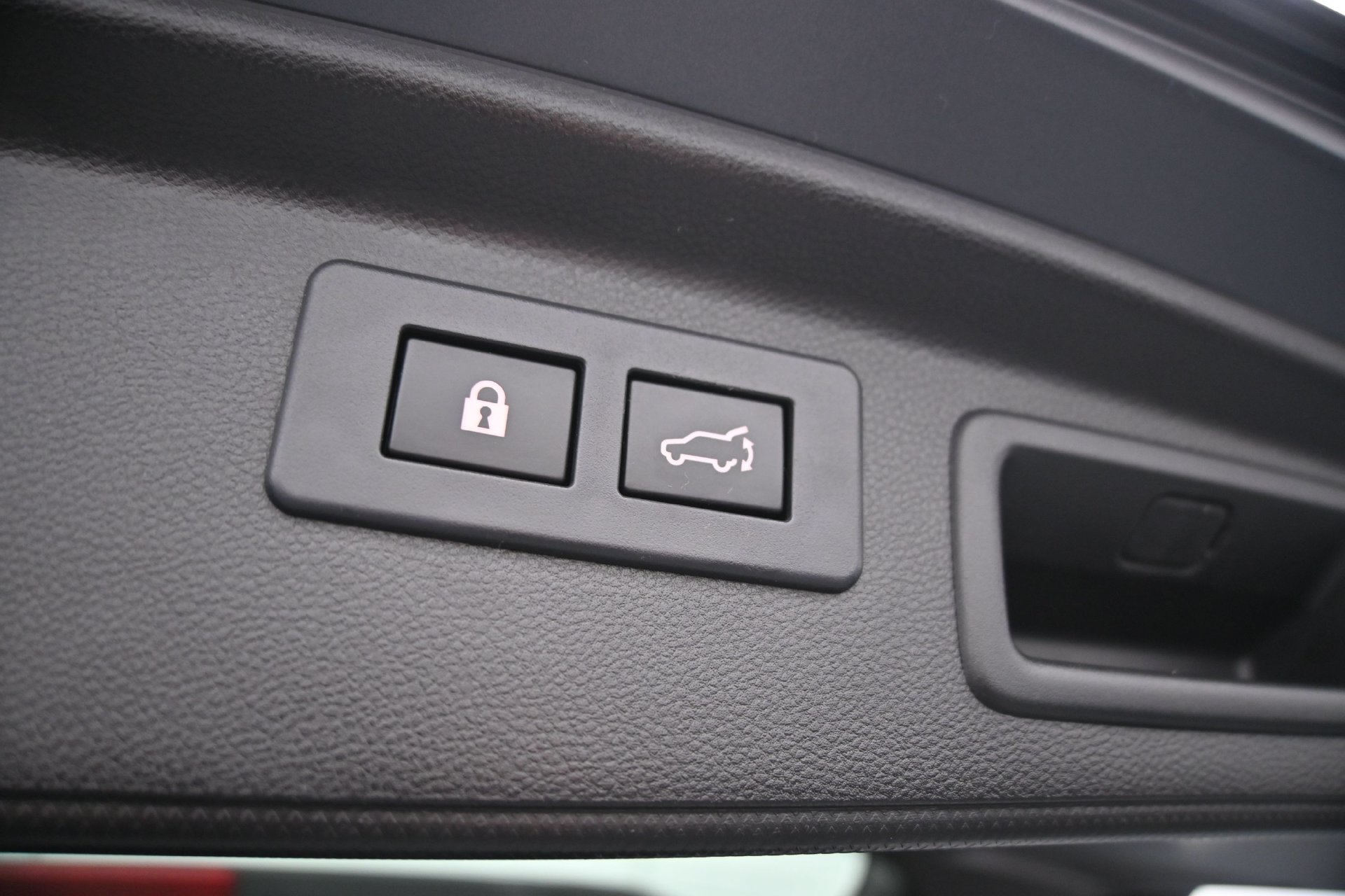 Used 2021 Subaru Forester Premium AWD/4WD image 16