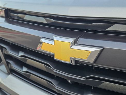 Used 2026 Chevrolet Colorado LT w/ LT Convenience Package image 9