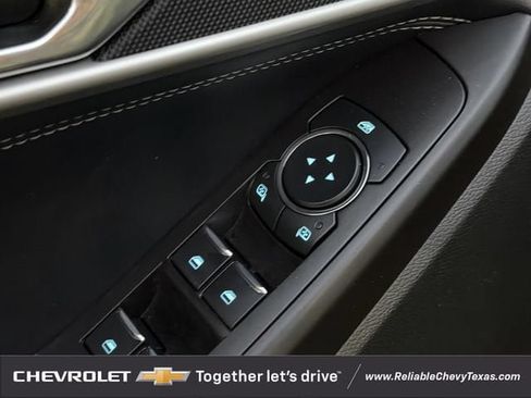 Used 2020 Ford Explorer XLT w/ Equipment Group 202A RWD image 28