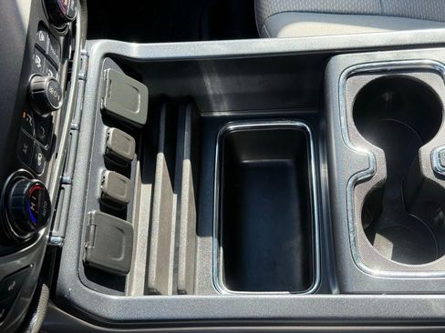 Used 2018 Chevrolet Silverado 1500 LT w/ All Star Edition image 51