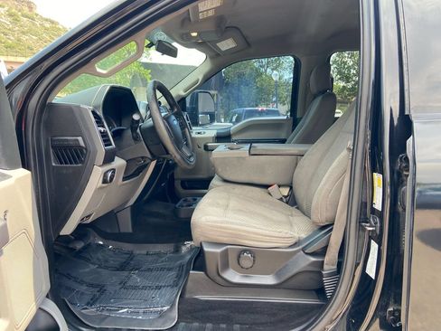 Used 2018 Ford F250 XLT AWD/4WD image 16