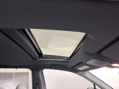 Used 2023 Honda Passport Elite image 6