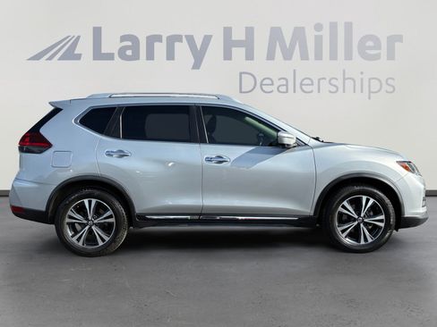 Used 2018 Nissan Rogue SL FWD image 6