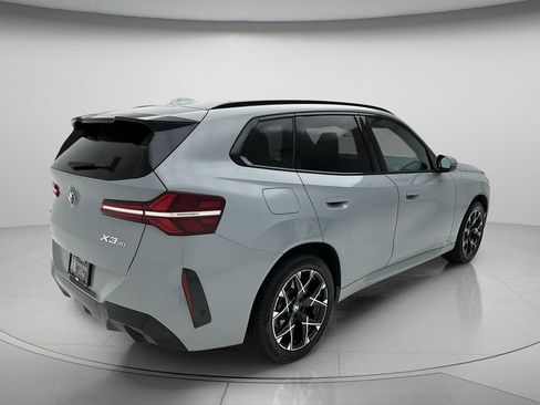 Used 2025 BMW X3 xDrive30i AWD/4WD image 5