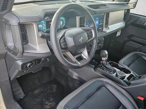 New 2025 Ford Bronco Outer Banks AWD/4WD image 3