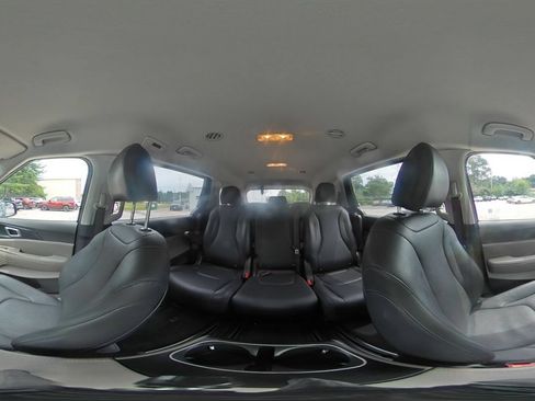 Used 2026 Kia Carnival FWD image 44