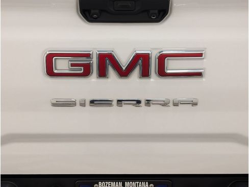 Used 2024 GMC Sierra 2500 Pro w/ Convenience Package image 5