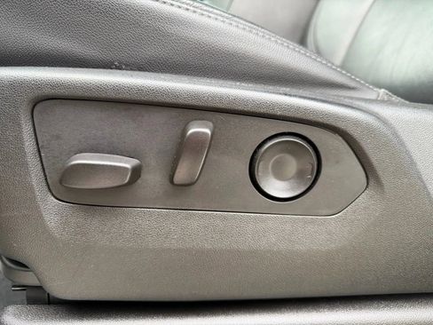 Used 2021 Chevrolet Tahoe LT image 28