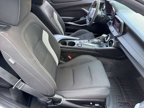 Used 2021 Chevrolet Camaro SS RWD image 24