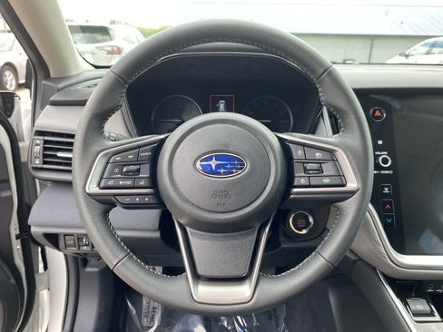 Used 2025 Subaru Outback Premium image 22