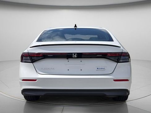 Used 2025 Honda Accord Sport image 6