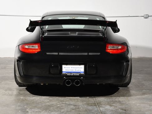 Used 2010 Porsche 911 GT3 RWD image 12