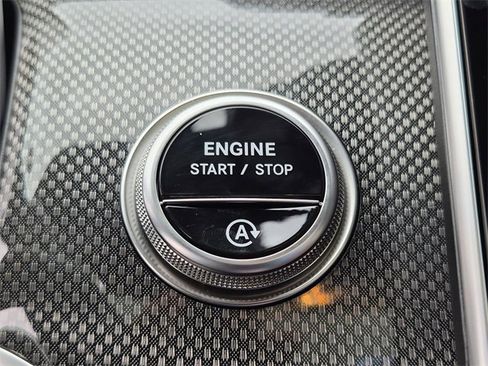 Used 2025 Mercedes-Benz GLC 43 AMG GLC 43 AMG 4D Sport Utility image 30