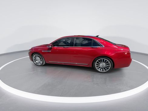 Used 2020 Lincoln Continental Reserve w/ Luxury Package FWD image 12