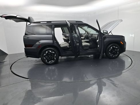 Used 2025 Hyundai Santa Fe SEL FWD image 58